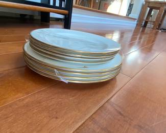 Royal Grafton Qantas Bone China Plates