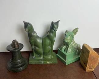 011 assortedartdecostylefiguralbookends