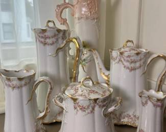 098 assortedporcelainchocolatepotsandcr