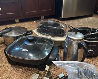 206 assortedkitchenappliancesskilletperc