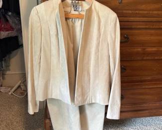 232 vintageultrasuedelighttanskirtsuit
