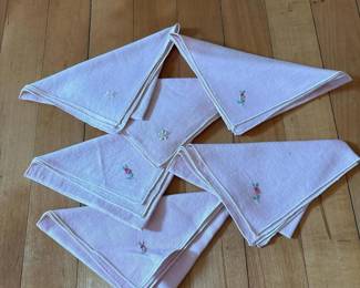 226 sixembroideredlinennapkinswithflora