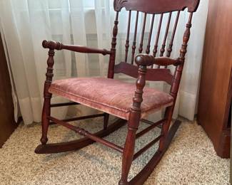 066 victorianstylewoodenchildsrockingc