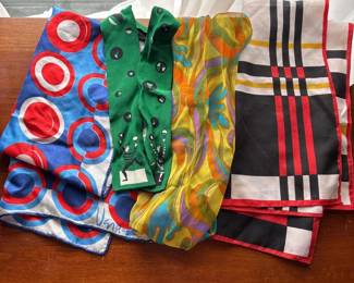 074 retropatternedscarvesbowtie