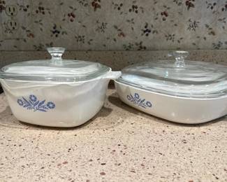 158 corningwarebluecornflowercoveredcas