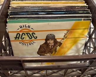 153 assortedrockvinylrecordsacdcufoga