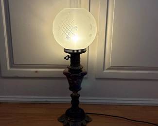 020 rubyglasselectrictablelampwithfros