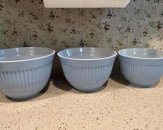 161 plasticmixingbowlswithfluteddesign