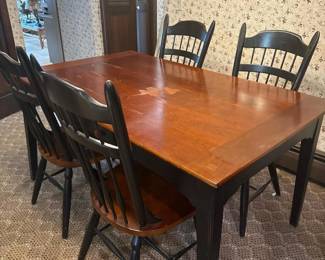 207 diningtableandwindsorstylechairsin