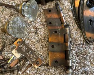 141 vintageglassdoorknobsbrasshardware