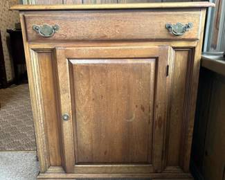 032 vintagewoodencabinetwithdrawerandp