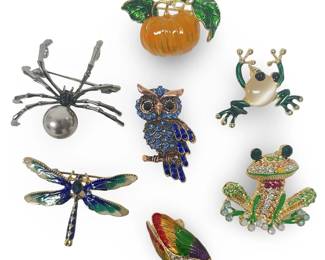 (7) Colorful Insect Motif Brooches
