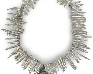 Beautiful Biwa Baroque Pearl Pendant Necklace