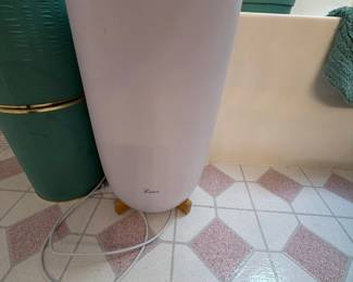 Towel warmer