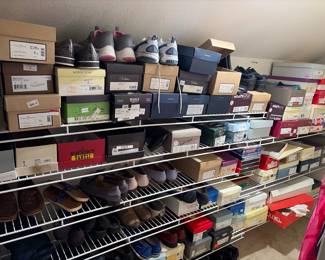 Women's shoes (mainly size 9)