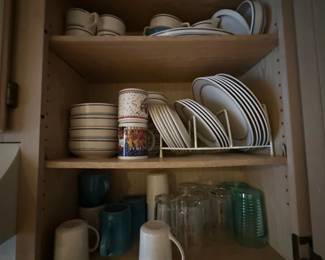 Dishes & glassware