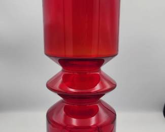 Tamara Aladin vase