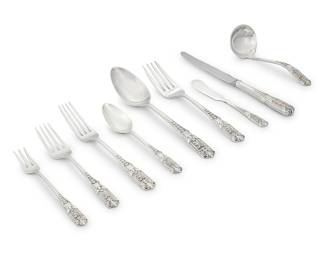 33 A Westmorland sterling silver 'Milburn Rose' flatware service Mid-20th century Designed 1940 Comprising: 6 dinner knives 6 dinner forks 6 salad forks 6 cocktail forks 12 teaspoons 1 butter spreader 1 gravy ladle 1 serving fork 1 serving spoon Each with factory marks for sterling 40 pieces Total weighable sterling 36.5 oz. troy approximately Estimate: $1,000 - $1,500