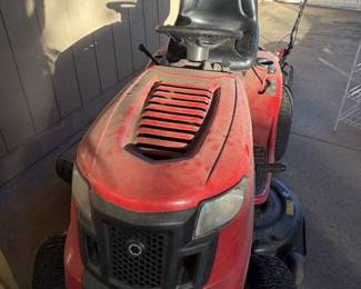 Troy Bilt lawn tractor