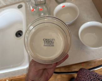 3 nice sized Country Crock bowls