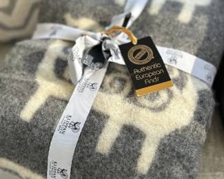 Klippan wool blanket