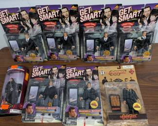 GET SMART / James Bond Toys