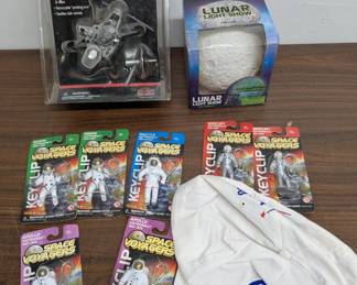 Space Lot - toys and NASA Hat