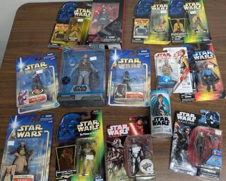 Star Wars Figures on cards!