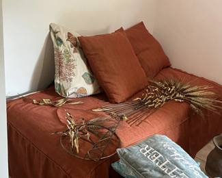 day bed w decorative wall art