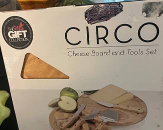circo Legacy cheese board  tool set