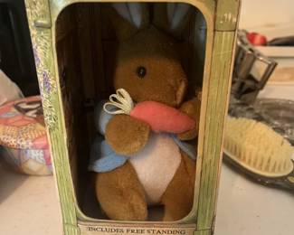 Beatrix Potter figurine in box