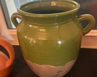 Lg green glazed two handle pottery crock