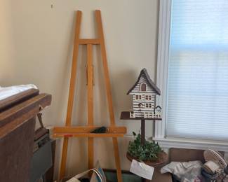 Easel