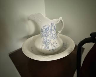 Pitcher w/ Dish