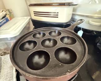 Cast Iron Poached Egg Pan