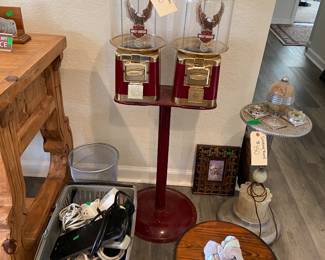 Gumball on stand $150