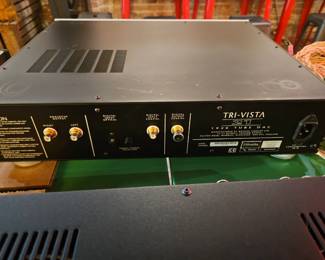 Tri-Vista 192K Tube Digital Analog Converter