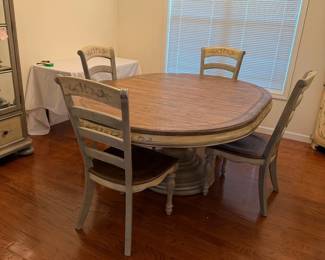 Wooden Pedestal Dining Table Chairs with Painted Detail DRMG