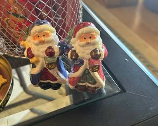 Vintage Ceramic Salt and Pepper Santas