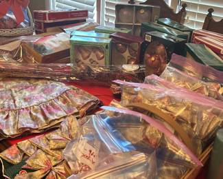 More of the Pink Christmas Tree Collection to fully decorate a tree!