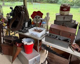 Toolbox, horse collars