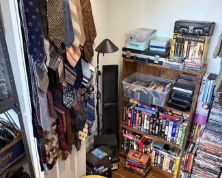 Ties, vhs, cassettes