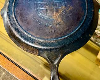 Griswold #108 Skillet Griddle.