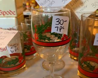 #151	Libby Christmas Holiday Berry Wine Glasses - Set of 7	 $30.00 