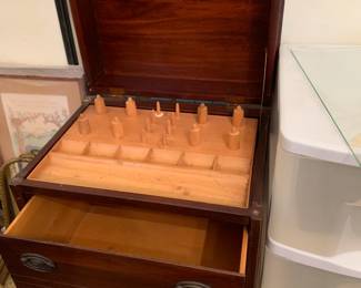 #076	Wood Sewing Cabinet w/lif-up Top w/Spool and bobbin Holders and two trays for misc. and tray lifts up for bottom Storage - 17x13x25	 $125.00 