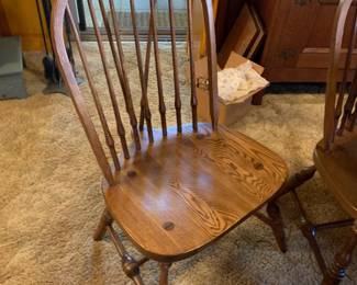 #013	Round Oak Table w/6 Pennsylvania House Chairs (table not pennsylvania house) - 48x30 round table	 $200.00 