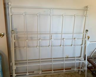 #191	Full Size White Painted Iron Bed	 $75.00 