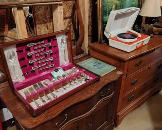 Wash stand new old stock silver service