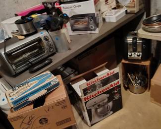 Appliance including new kitchen aid mixer coffee pots etc