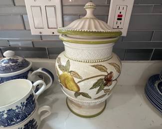 Cookie jar, Rare china